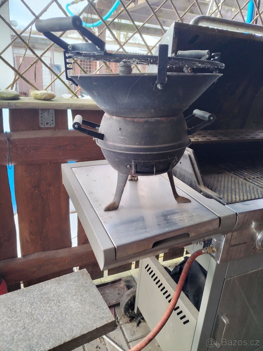 Nabízím k prodeji plynový gril - 3