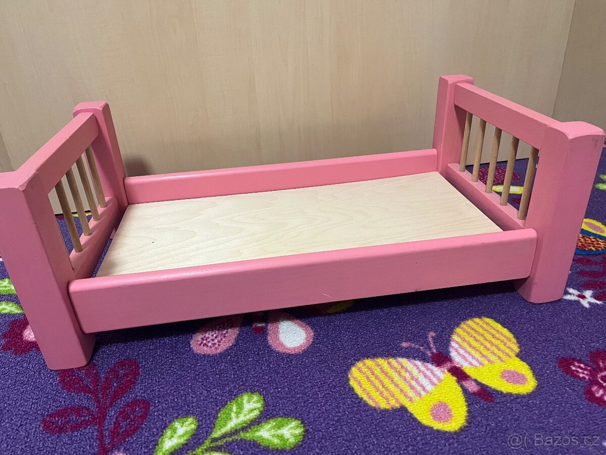 Dřevěná postýlka pro panenky - 3