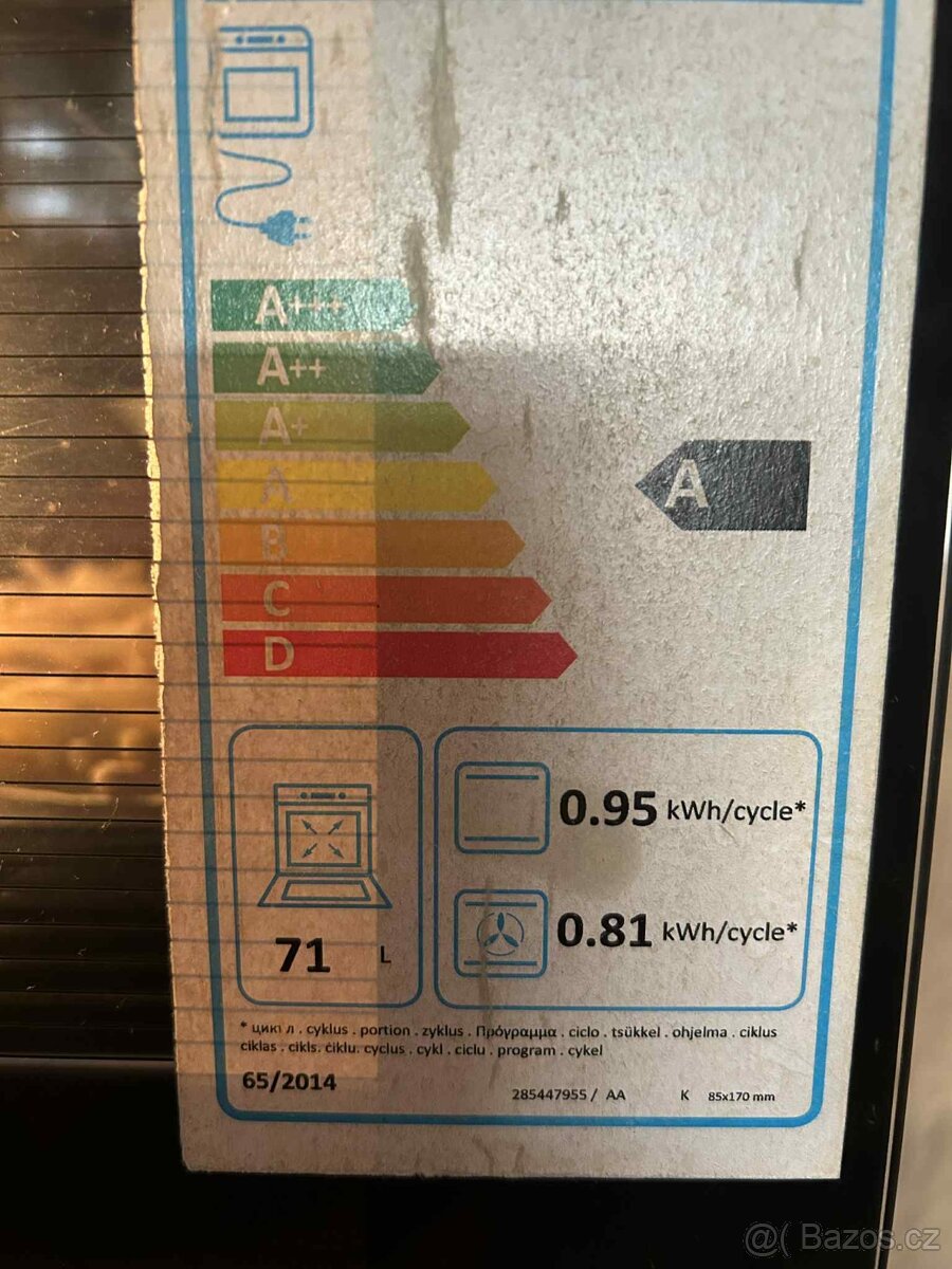 Vestavná multifunkční trouba - 3