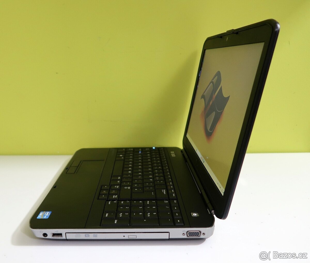 PĚKNÝ DELL E5530 /i5-3360/8GB/SSD256GB/NOVÁ BATERIE/W11 - 3