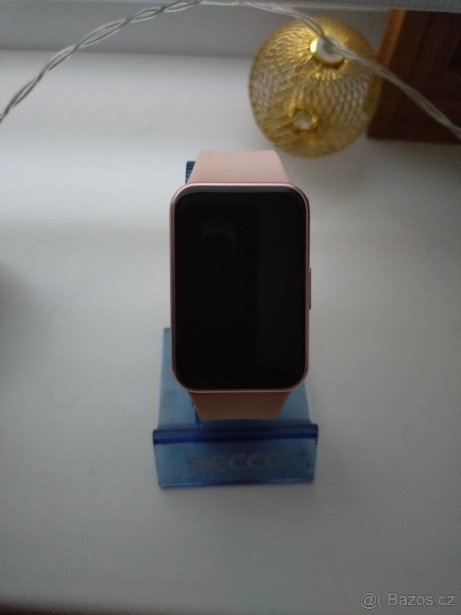 Nový fitness náramek Samsung Galaxy Fit 3 - 3