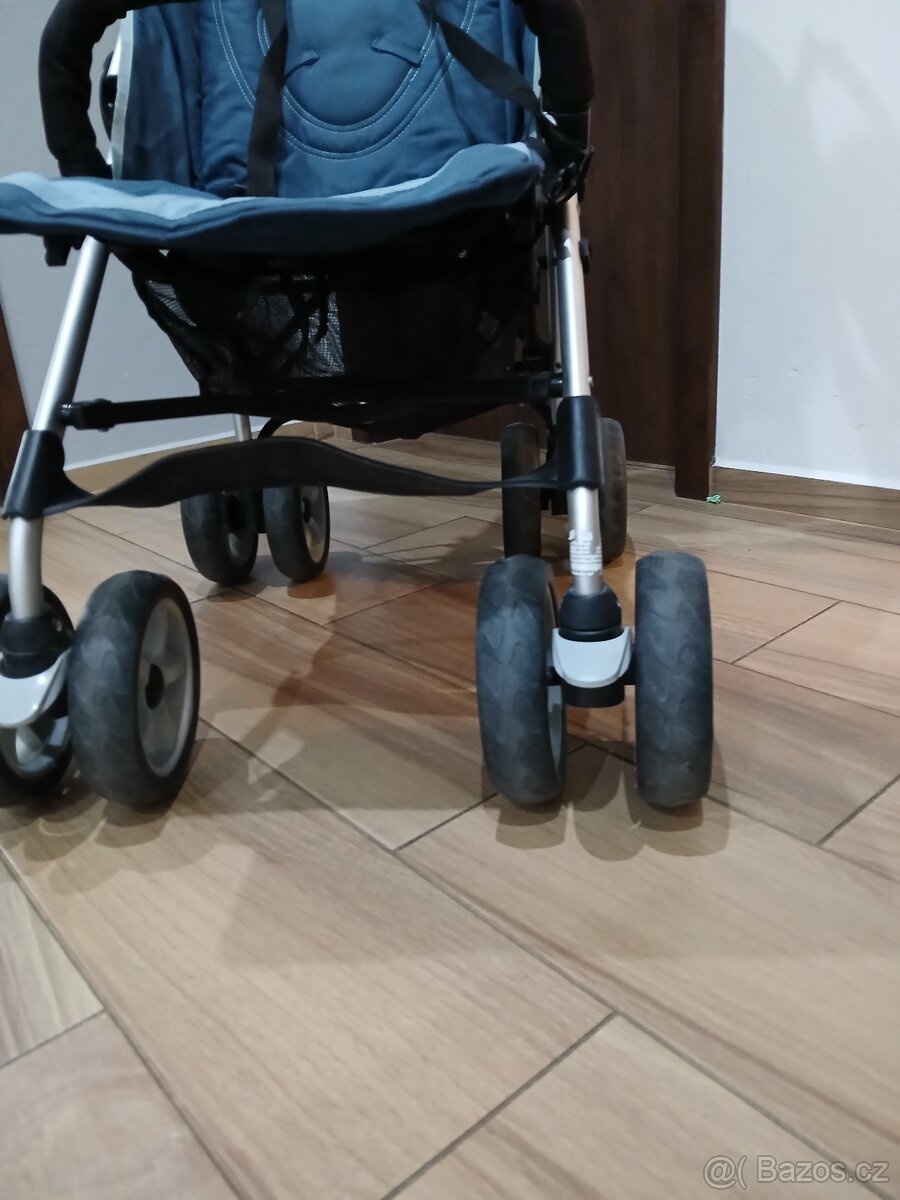 Golfový kočárek - 3