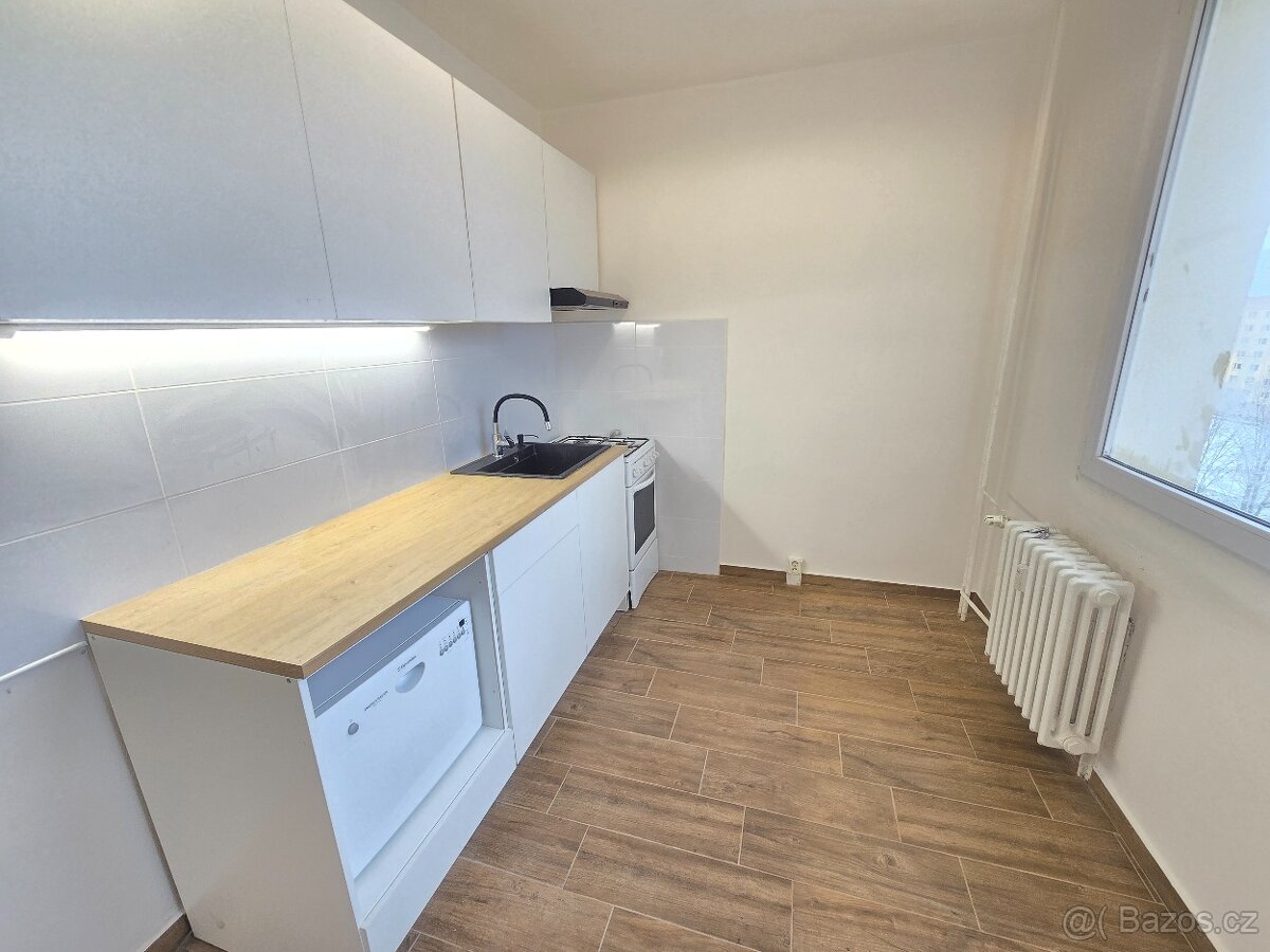 2+1 s lodžií, Chomutov - 3