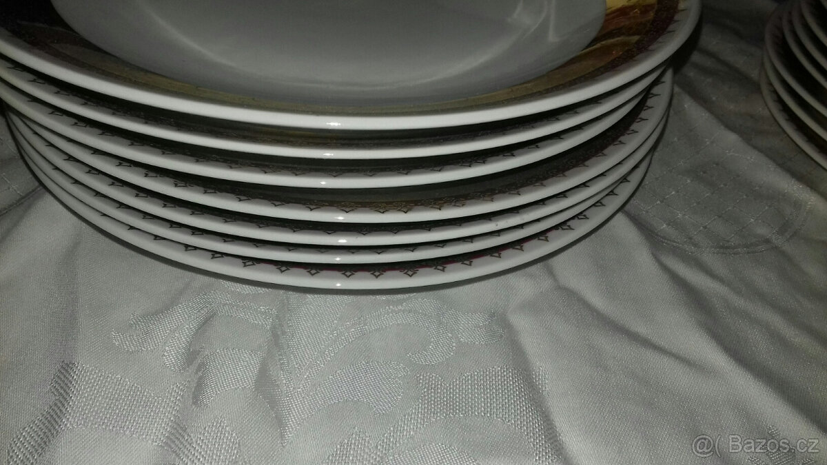 Retro servis:Polévková mísa+ sada talířů - 3