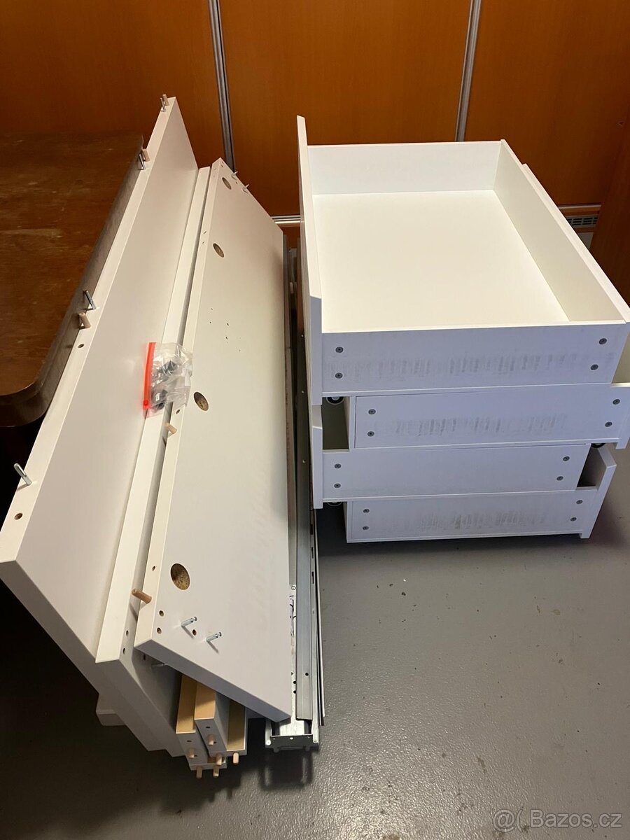 Postel IKEA Malm 180x200 cm - 3