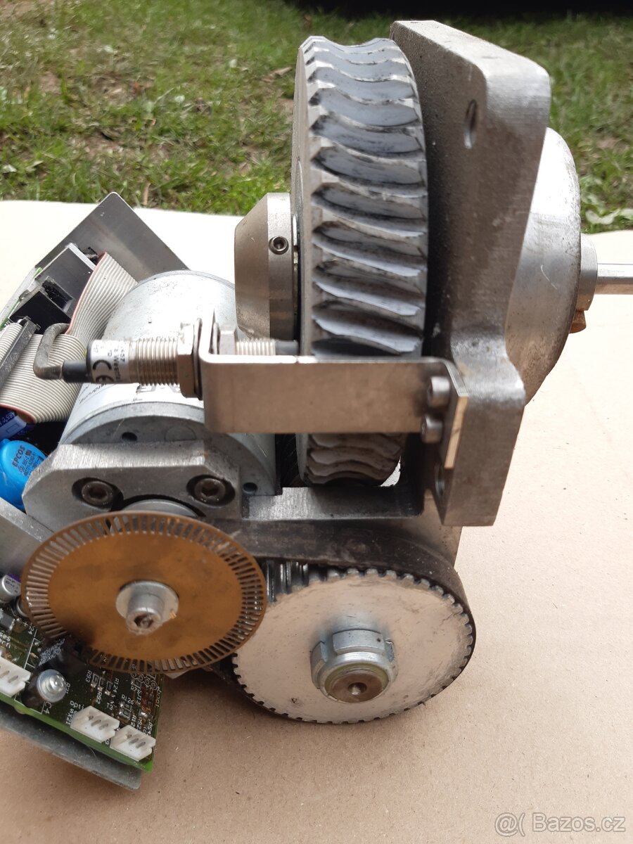 Silný motorek na gril 24V - 3