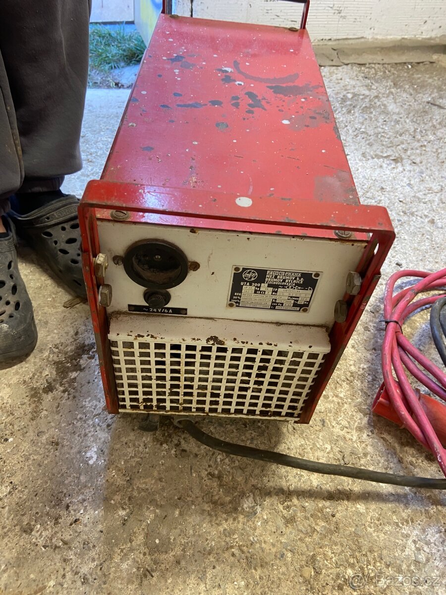 Svářečka UTA 200 - I - 3