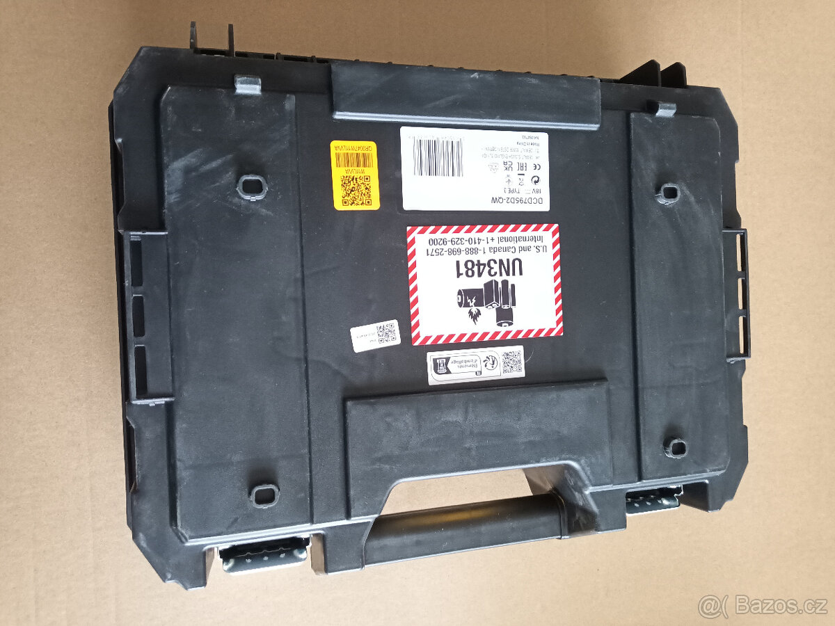 Kufr od akuvrtačky DeWALT DCD795 - 3