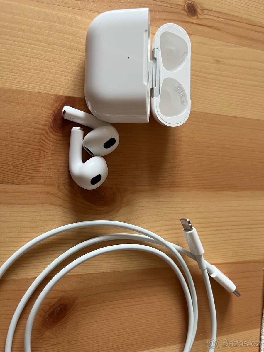 Apple Airpods 2022-3. generace - 3