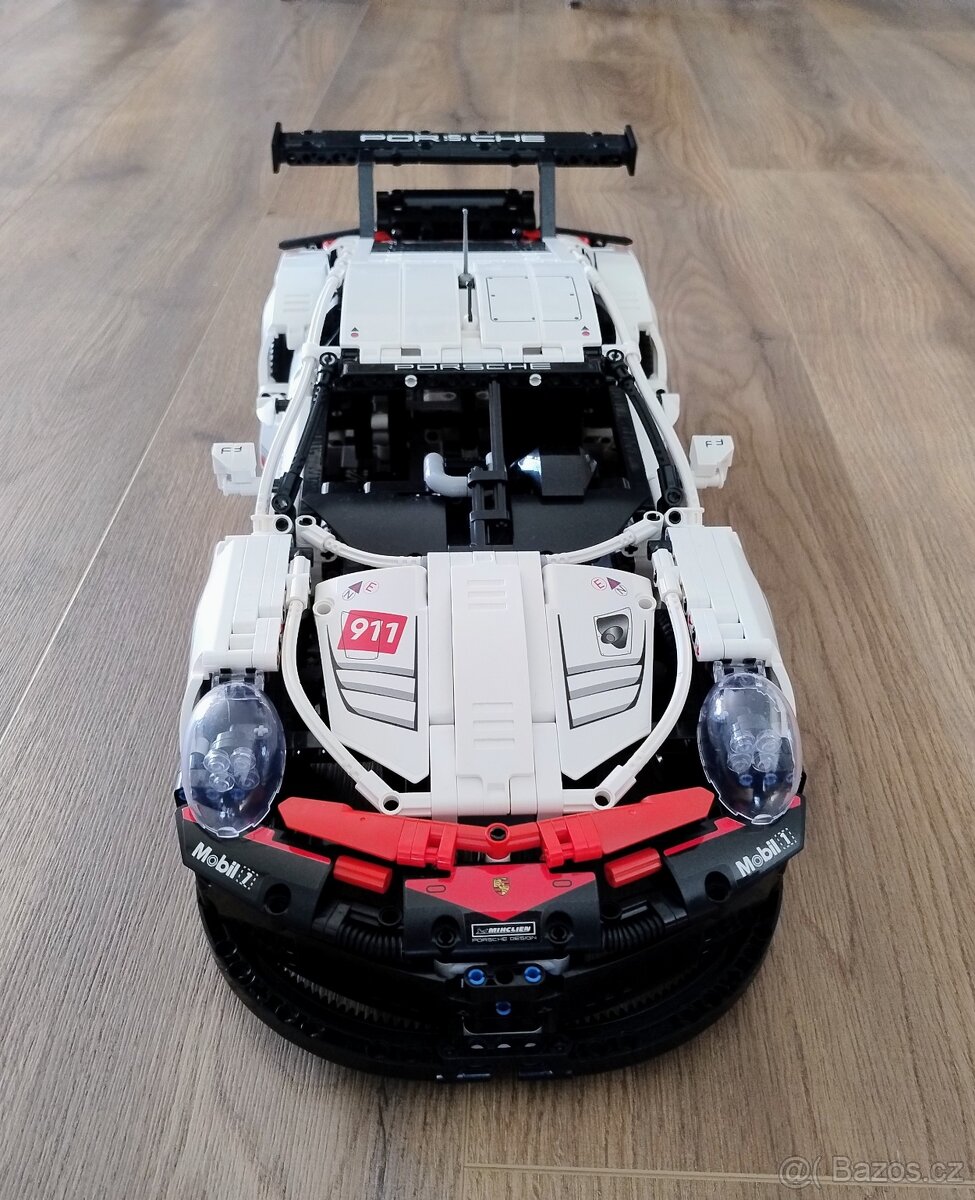 Porsche 911 RSR - 3
