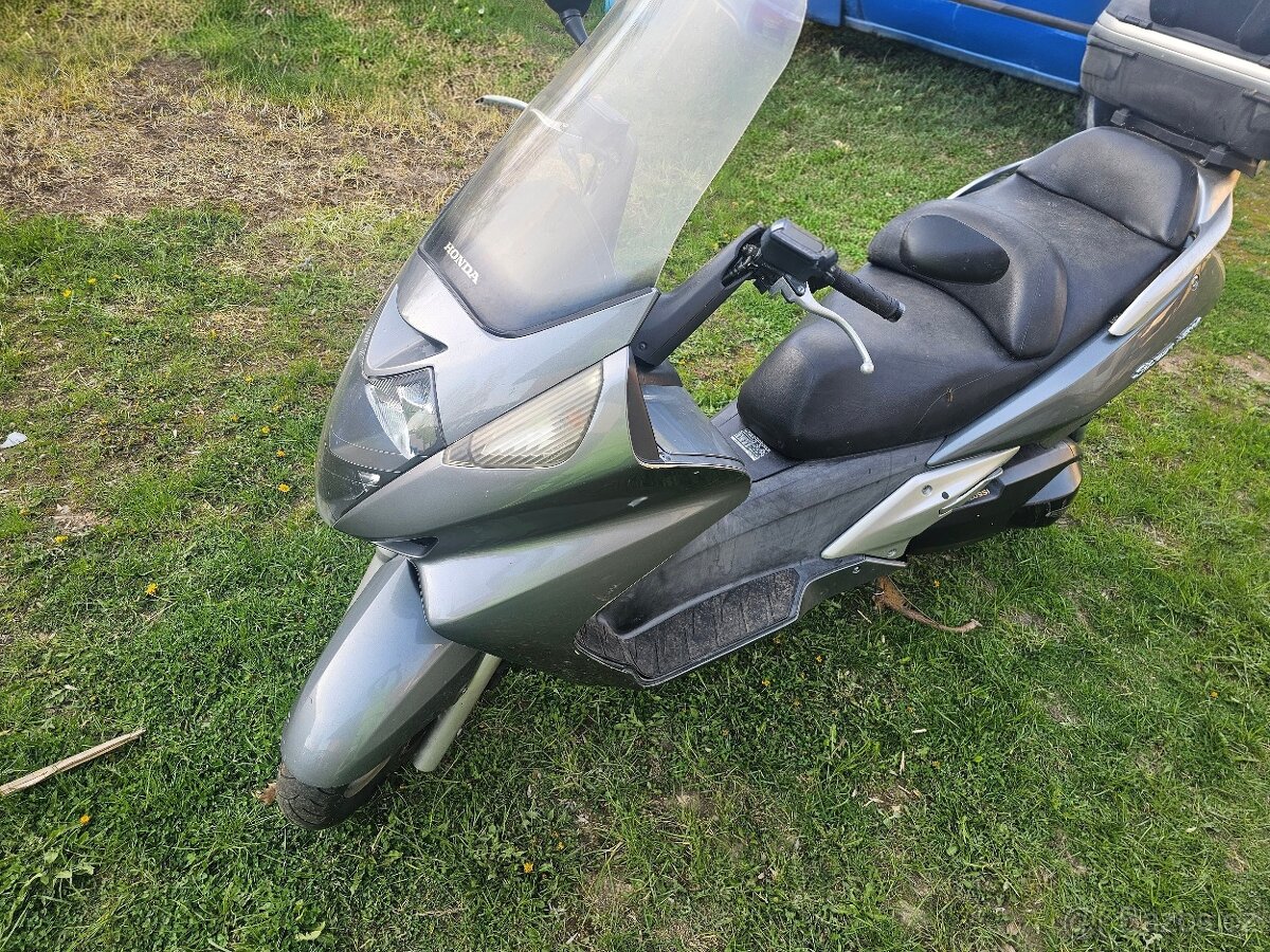 Honda Silverwing 600 - 3