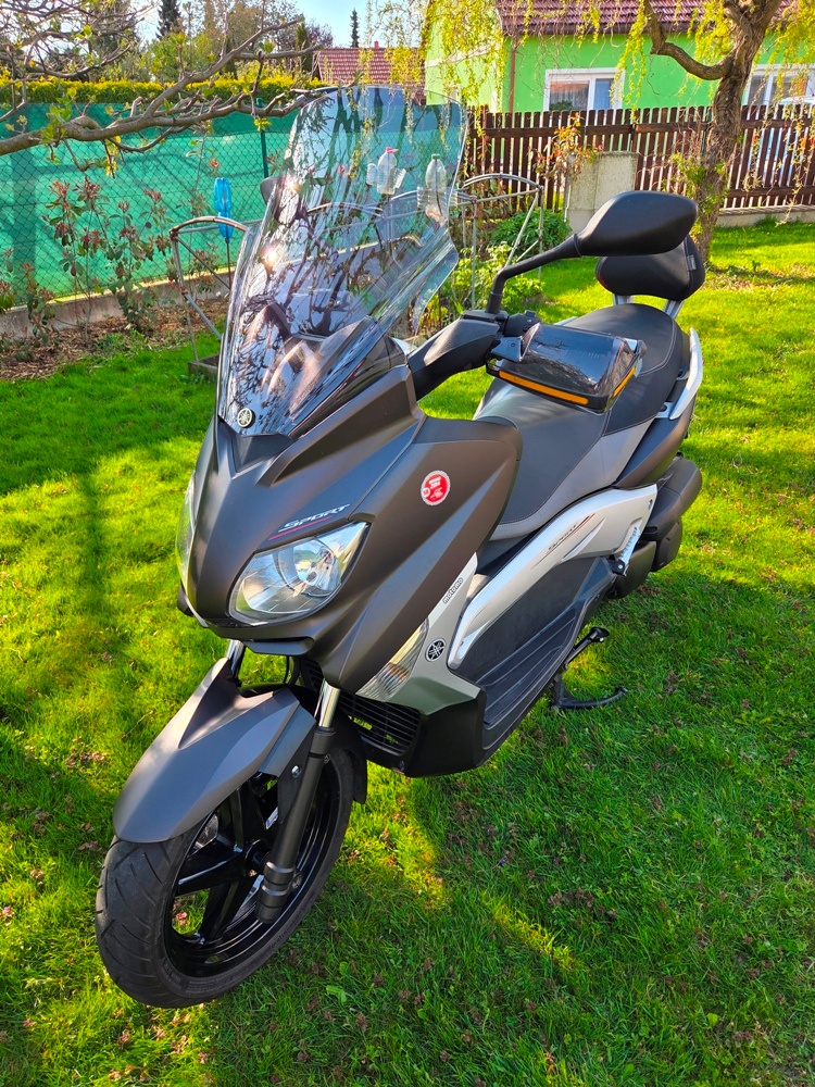 Yamaha x-max 250 Sport - 3