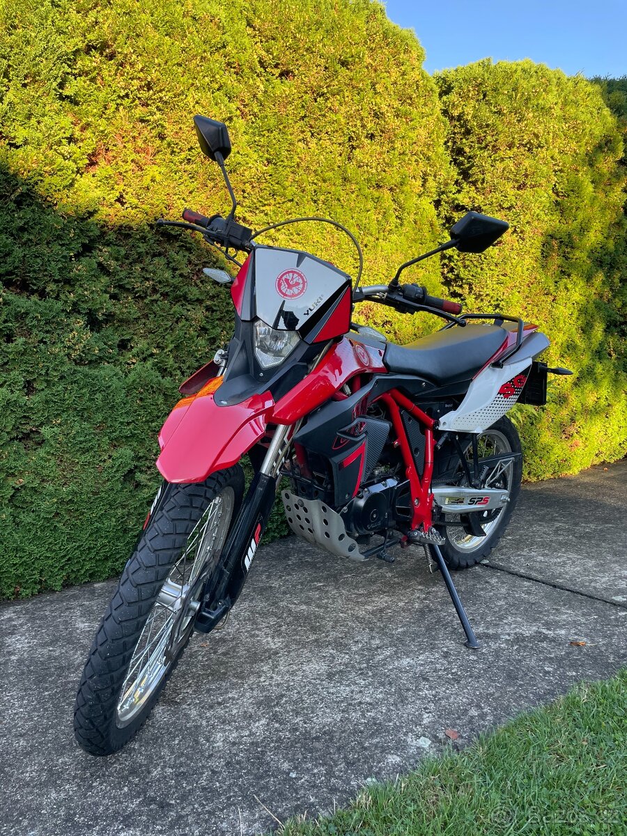 Yuki 125 SG - 3