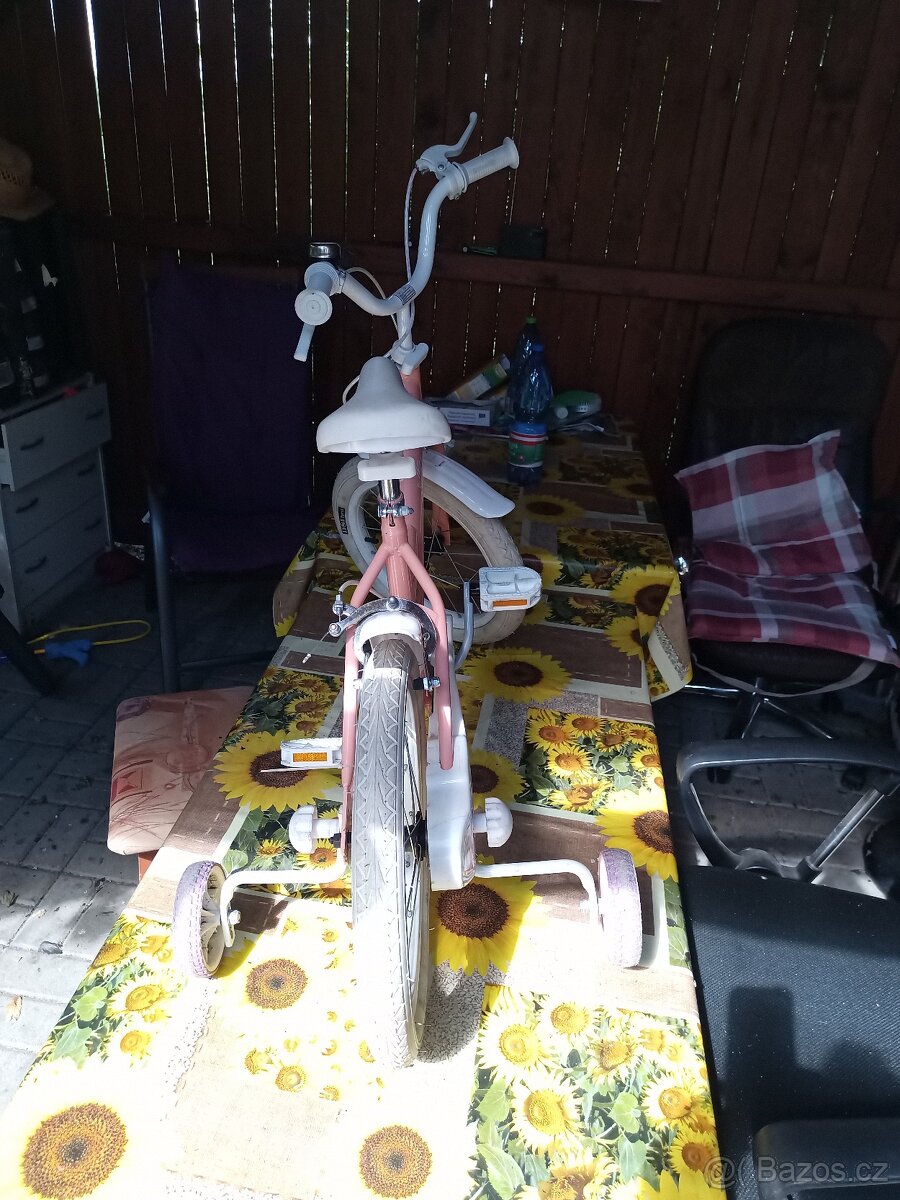 Dívčí kolo 16" - 3