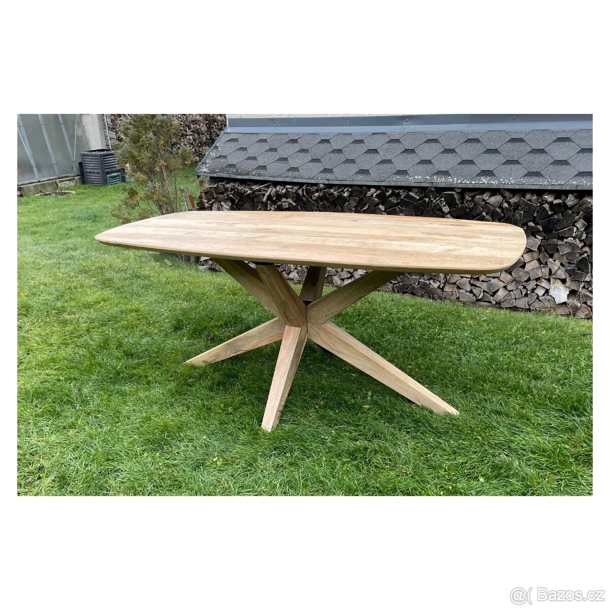 Masivní jídelní stůl Mango – 180 cm, hvězdová podnož - 3