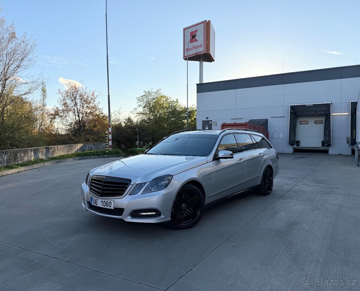 Mercedes-Benz W212 E250 CDI - 3