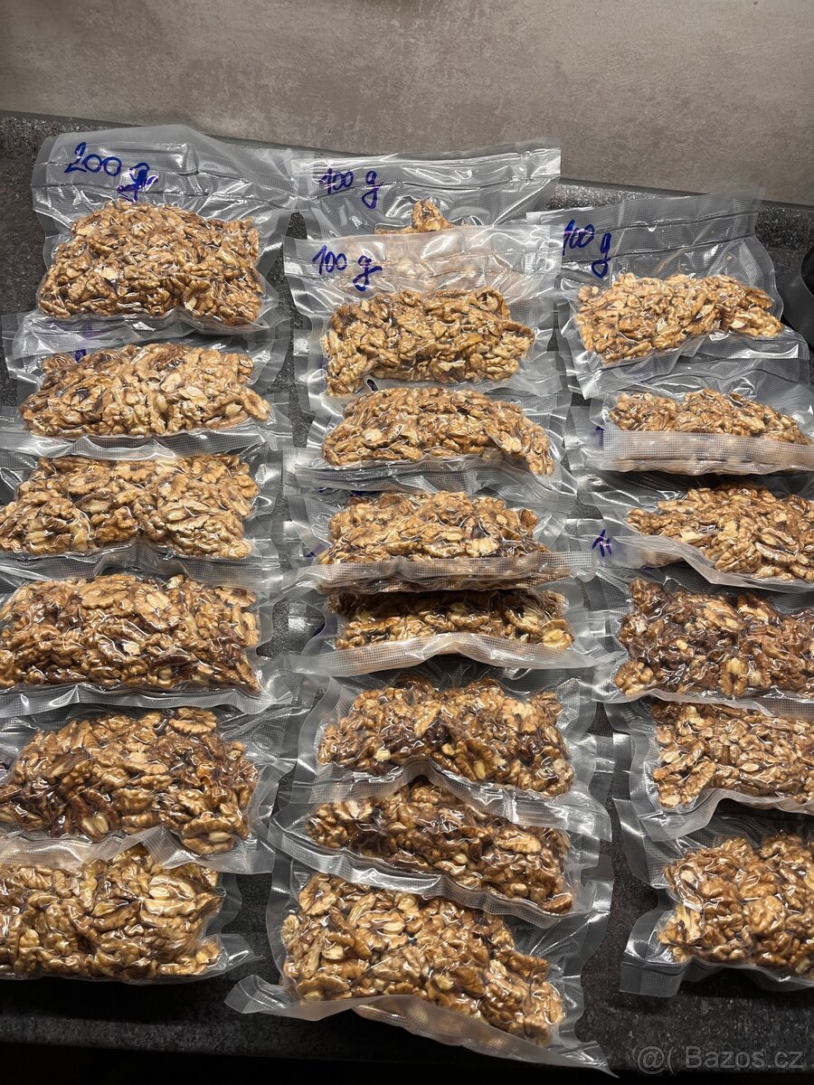 Vlašské ořechy - loupané, sušené - 2025 - 3