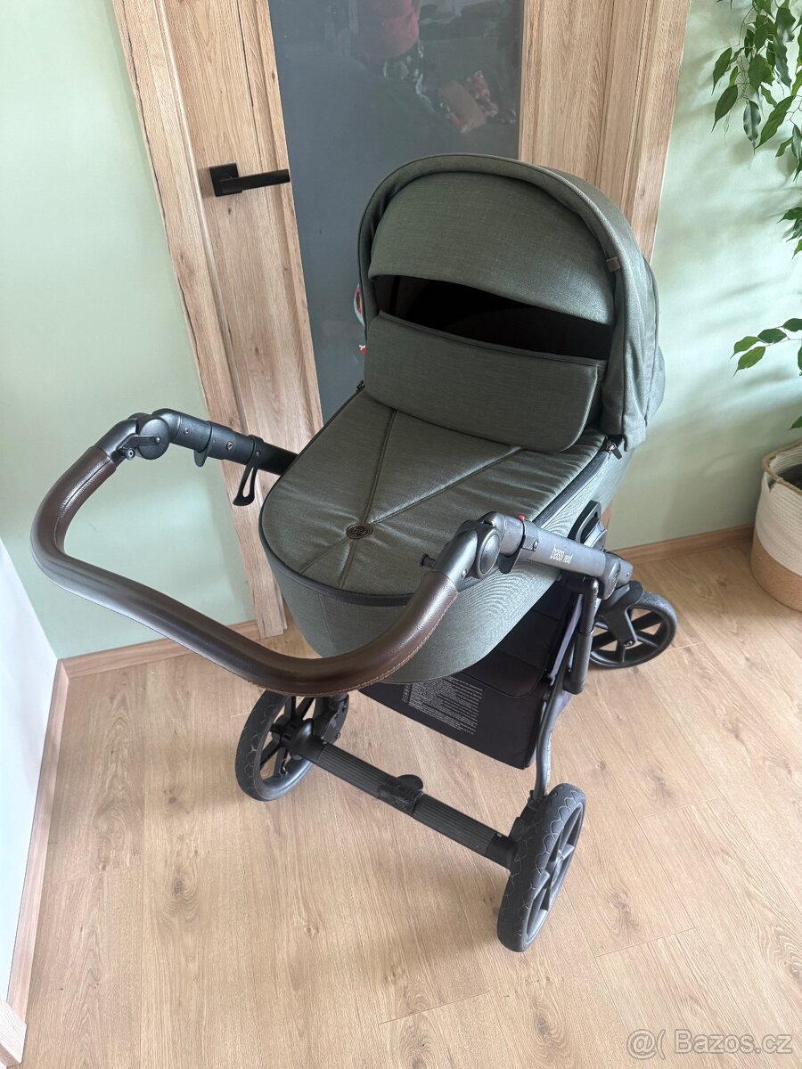 Kočárek Roan bass next - 3