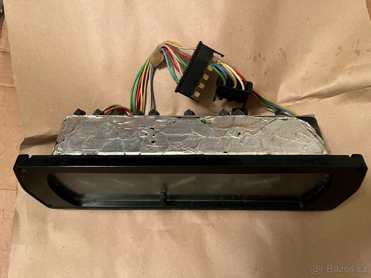 Přístrojová deska ŠKODA 125-136 + RAPID - 3