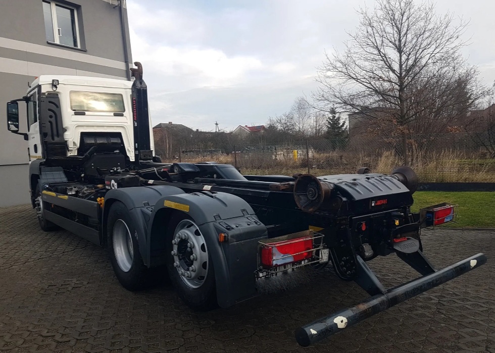 9587 - MAN 26.430 - 6x2 - Nosič kontejnerů – EURO 6 - 3