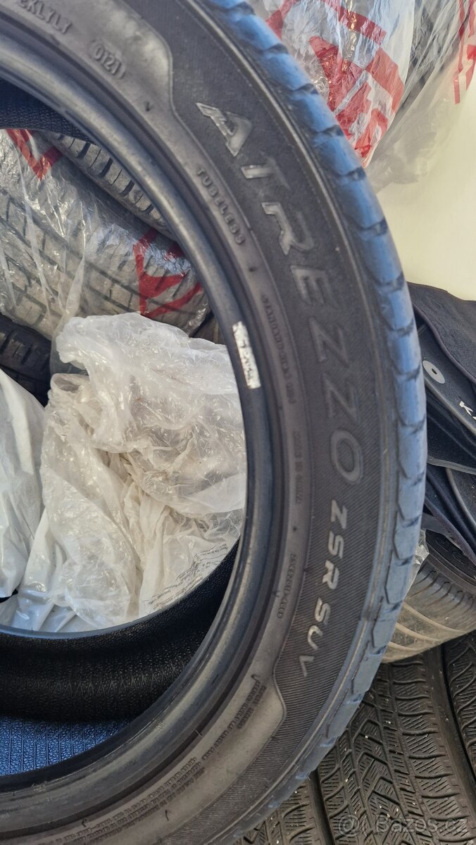 255/45/18 letní - 3