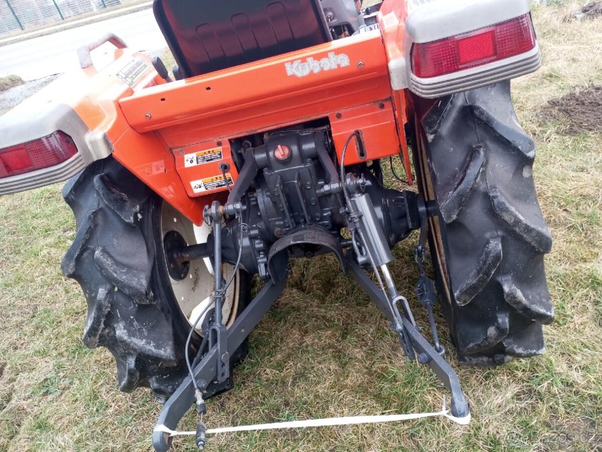 Malotraktor Kubota GL24 Grandel - 3