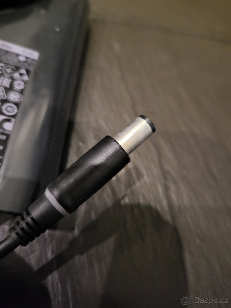 Prodám adaptér k ntb DELL - 3