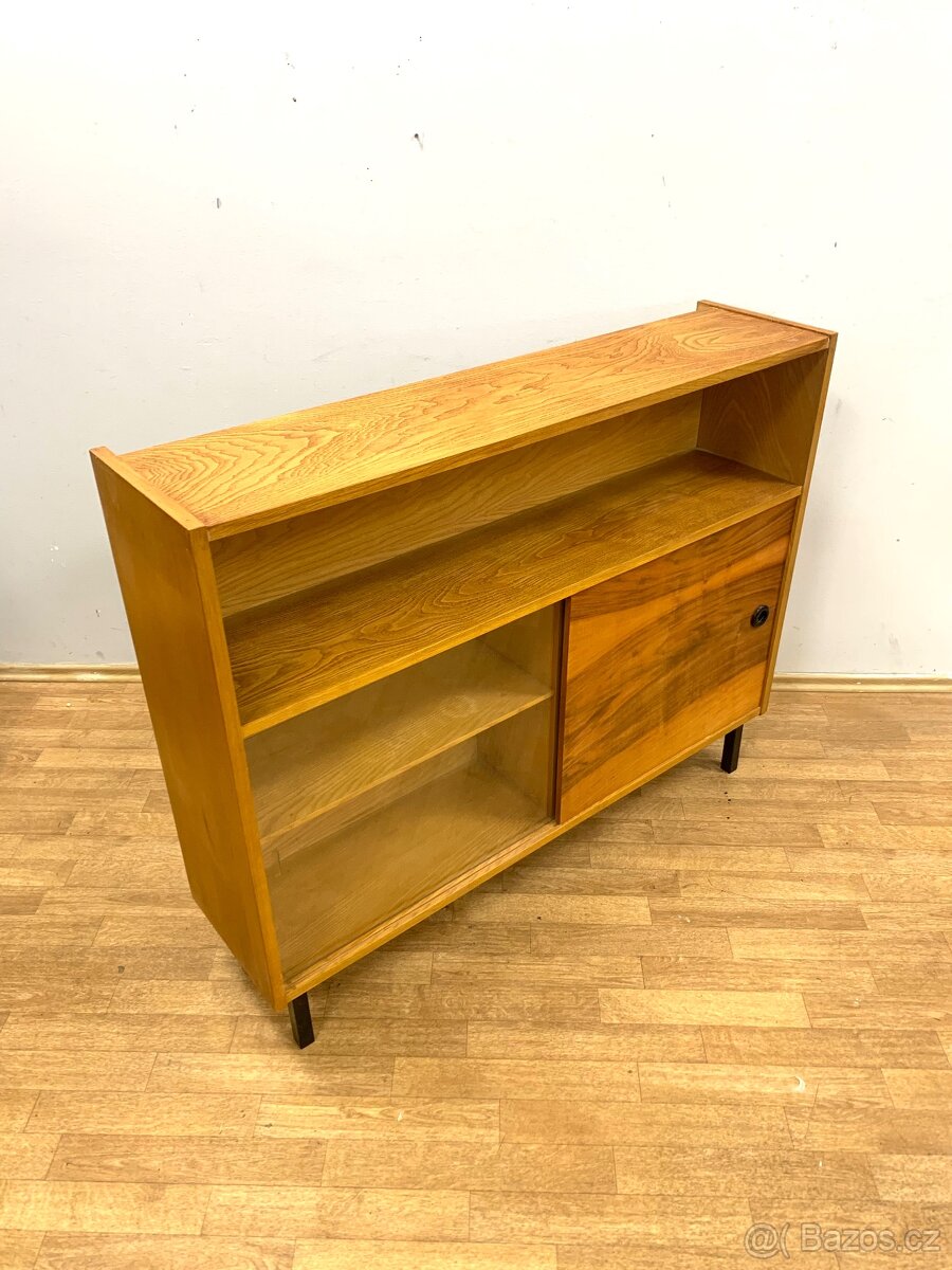 Retro komoda 60. léta — - - 3