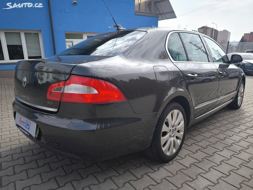Škoda Superb, 2.0 TDI - 3