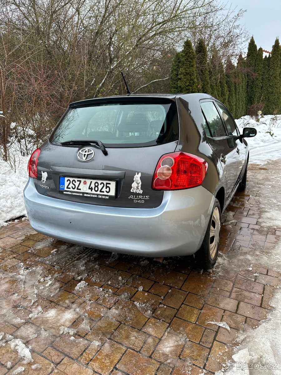 Toyota Auris - 3