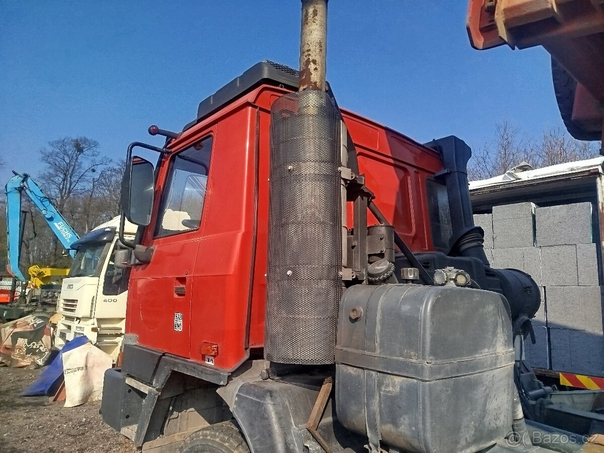 kabina Tatra E lll - 3