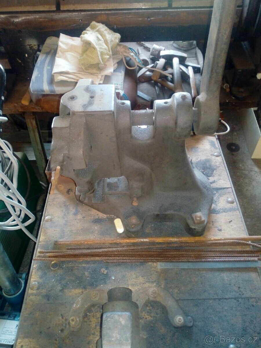 Derovacka nůžky stříhání kulatiny - 3