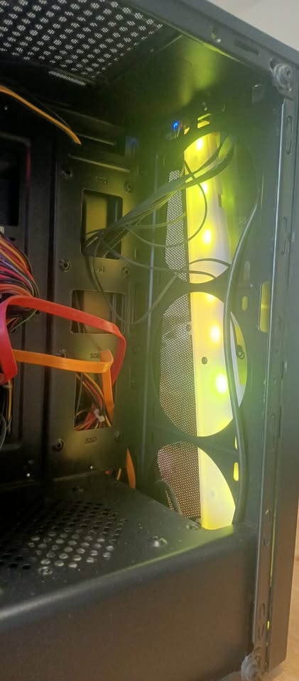 Herní / stolní / kancelářský PC - 3