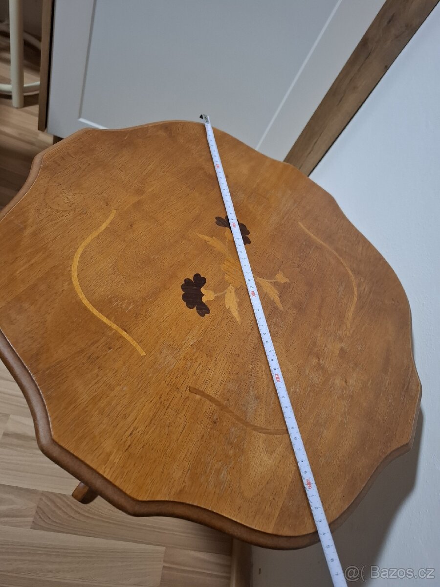 Stolek kulatý (intarzie) - 3