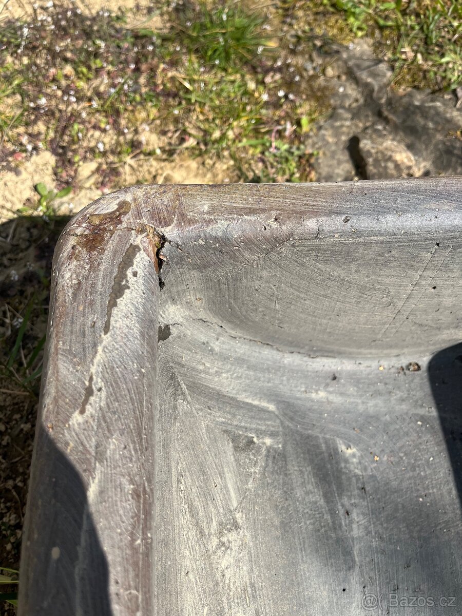 Smaltované koryto - 3