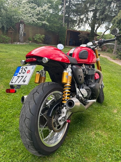 Triumph Thruxton R - 3