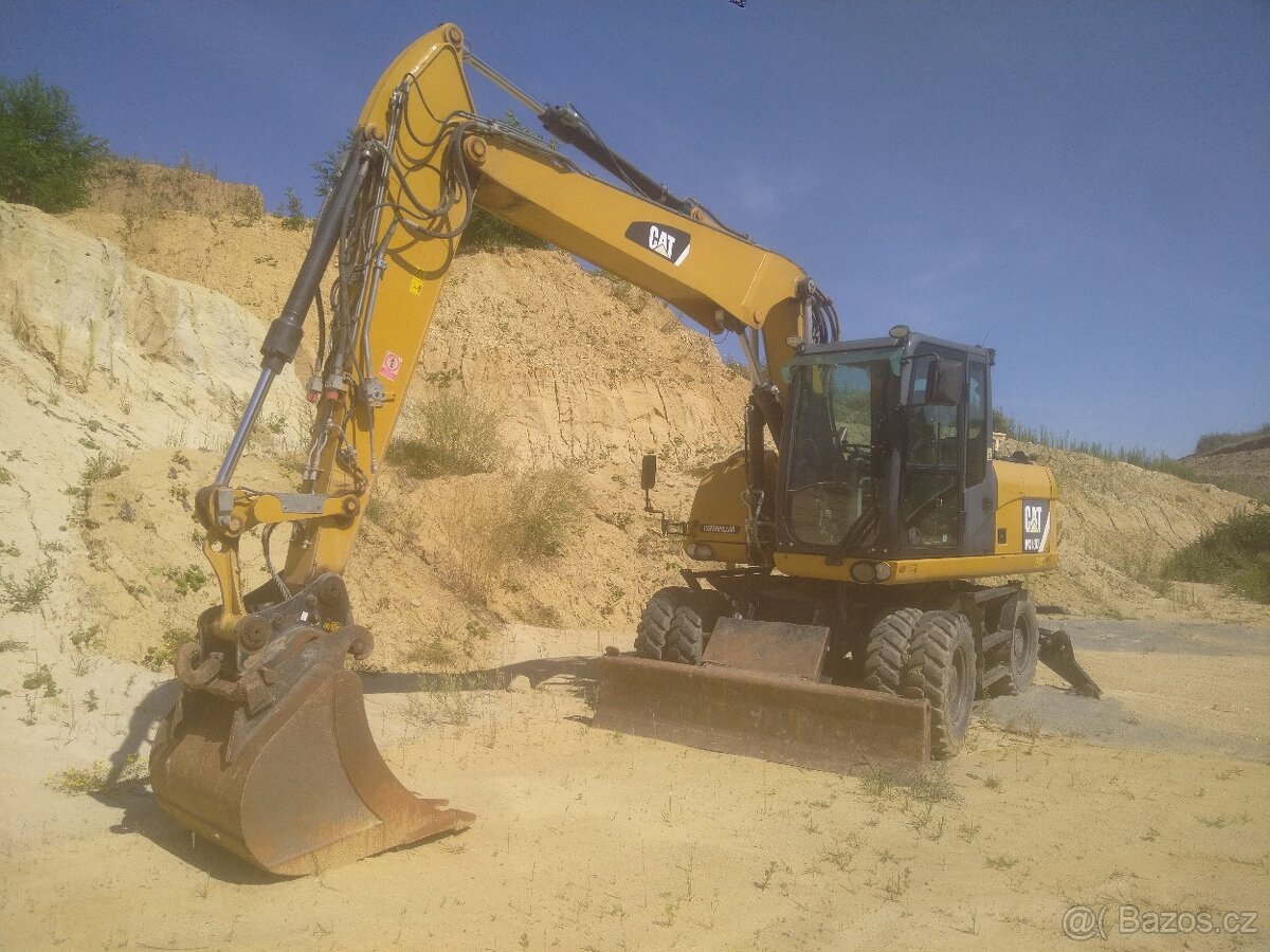 CAT M 313 D - 3