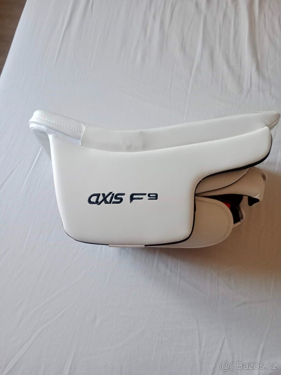 Nová Vyrážečka CCM Axis F9 sr - 3