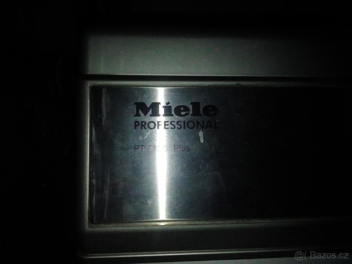 Sušička Miele Professional PT 7136 Plus - 3