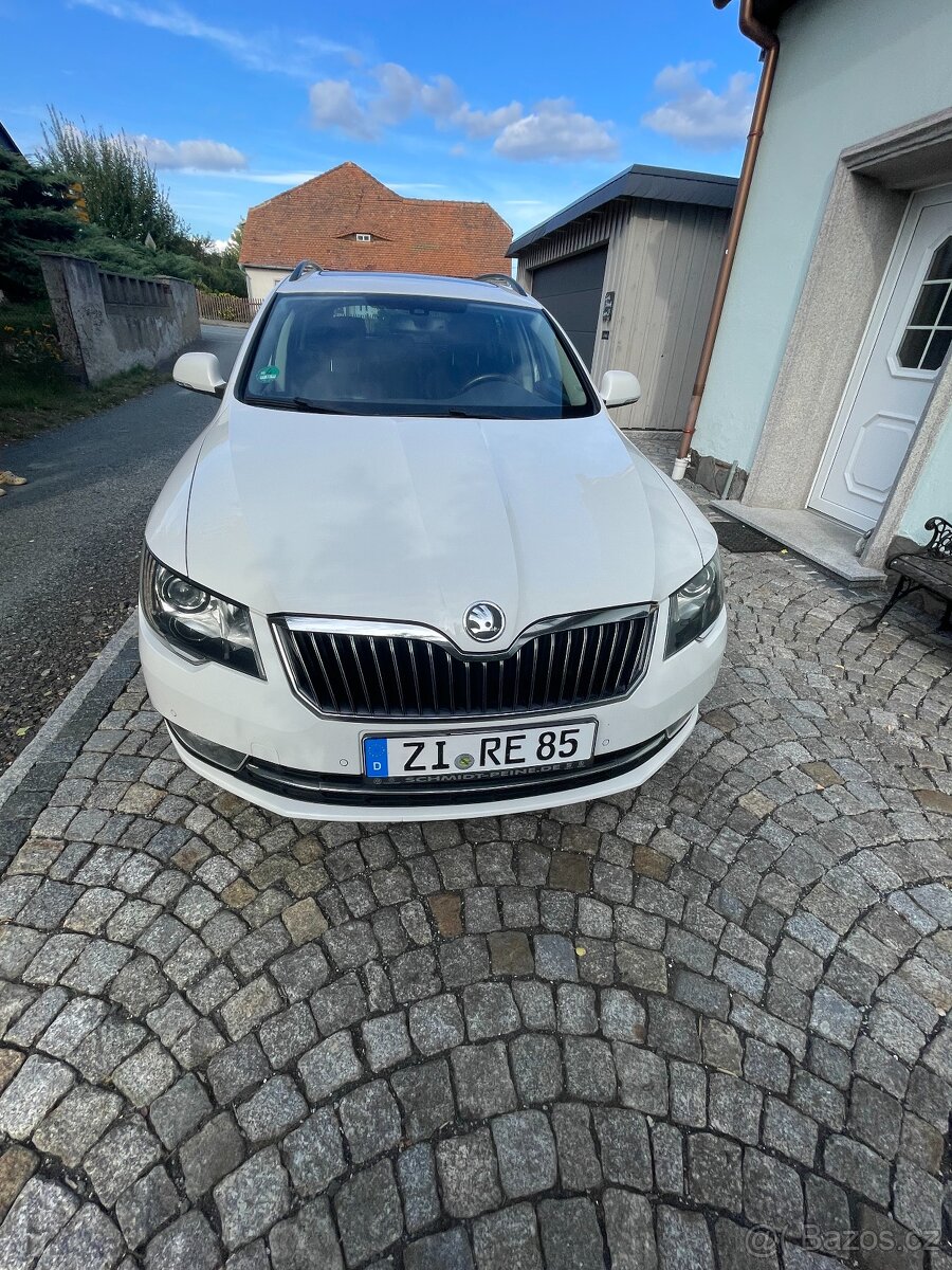 ŠKODA SUPERB 2 COMBI 2.0TDI 125KW DSG 4X4 L&K WEBASTO - 3