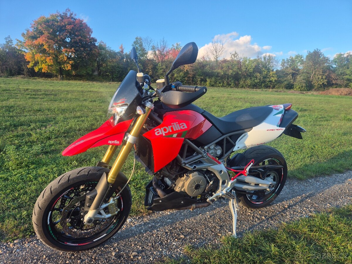 Aprilia Dorsoduro 750 - 3