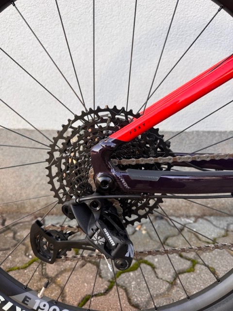 Mondraker Foxy R Deep ve velikosti M - 3