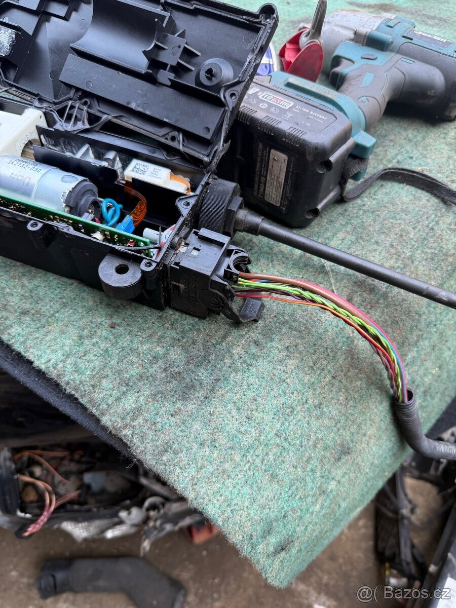 parkovací brzda mercedes w221 cl w216 s-class - 3