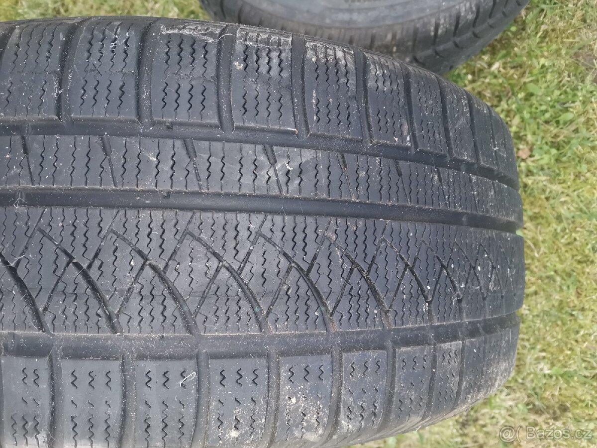 Zimní gumy 225 /40 r18 - 3