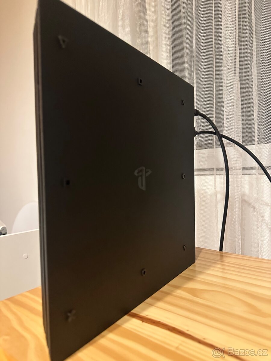 PS4 pro 1tb - 3