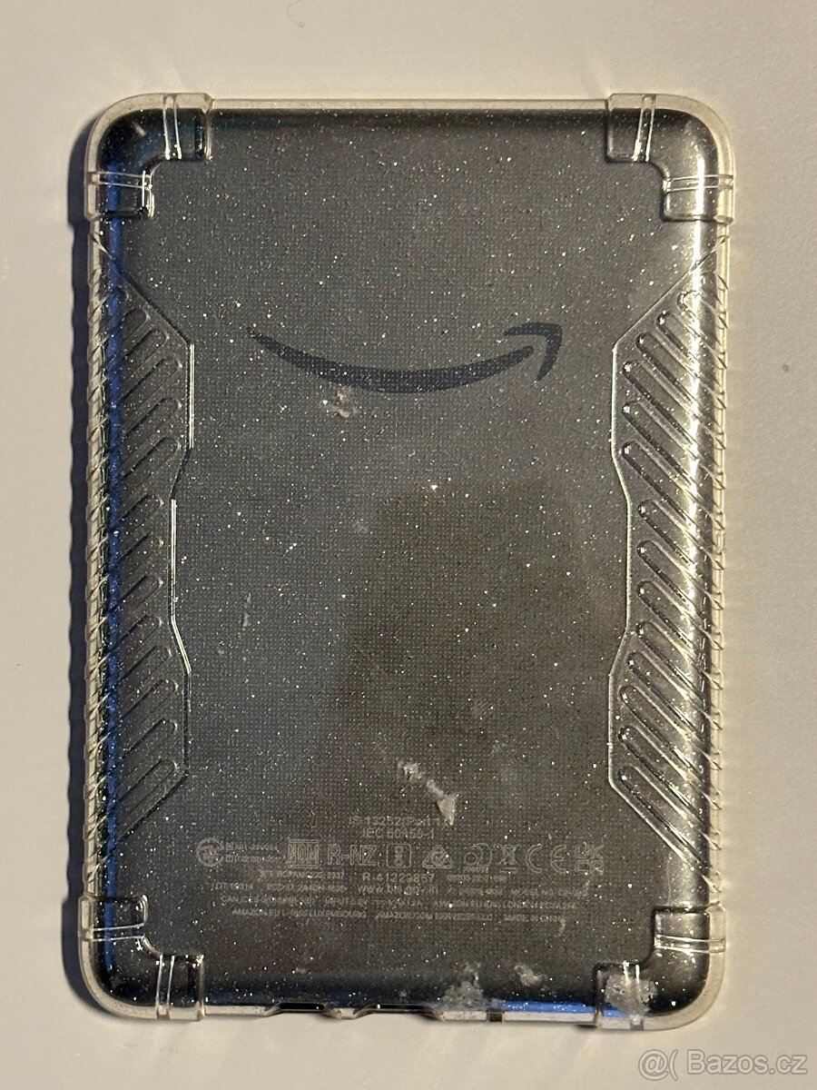 Čtečka Amazon Kindle 11. generace 16GB černá + ochranný kryt - 3