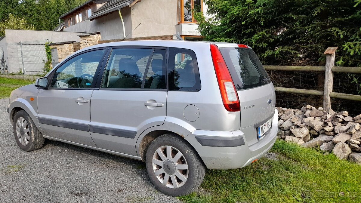 Ford Fusion 1,4i - 3