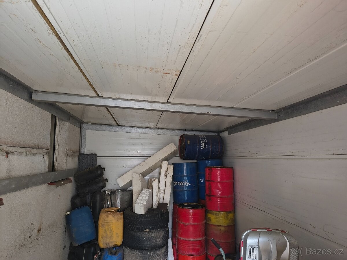 Kůlna, skládek - 3