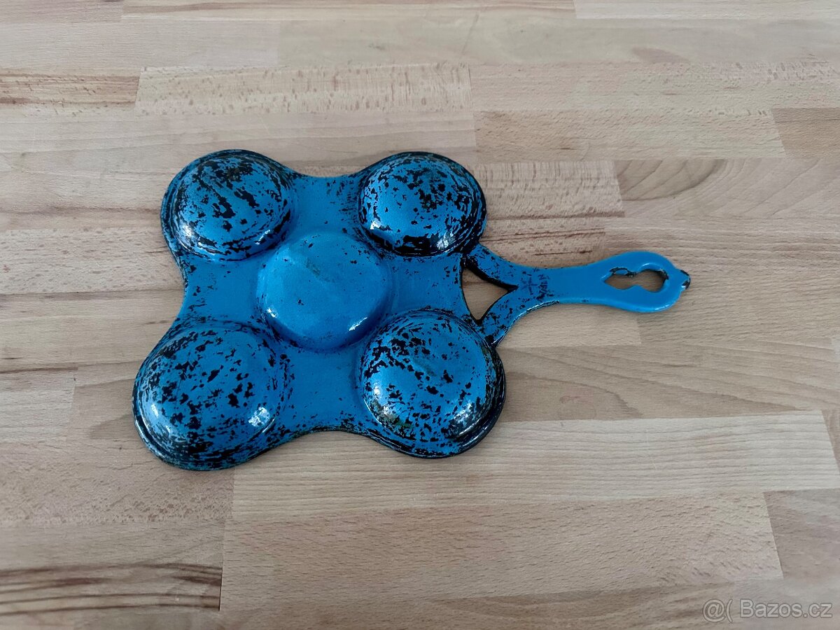 Starý lívanečník litinový se smaltem - 3