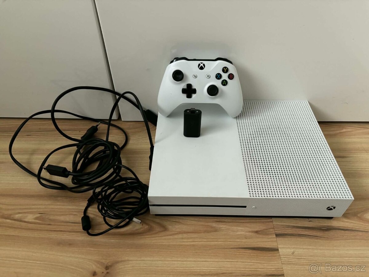 Xbox one s 500MB+ ovladač - 3